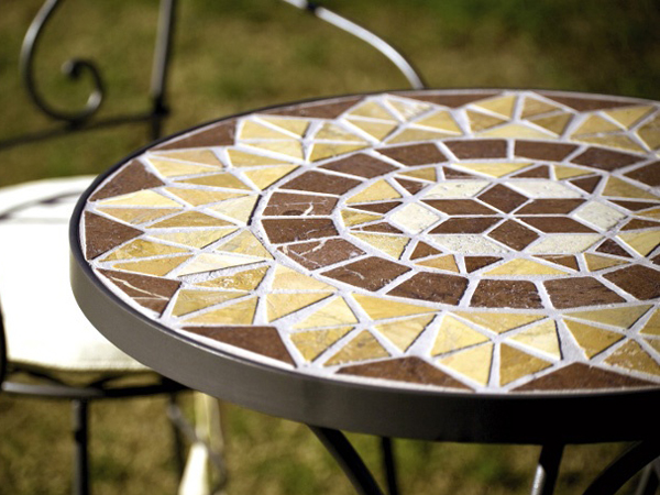 CÓMO HACER MOSAIQUISMO PARA DECORAR OBJETOS, LA CASA Y EL JARDÍN | Alto